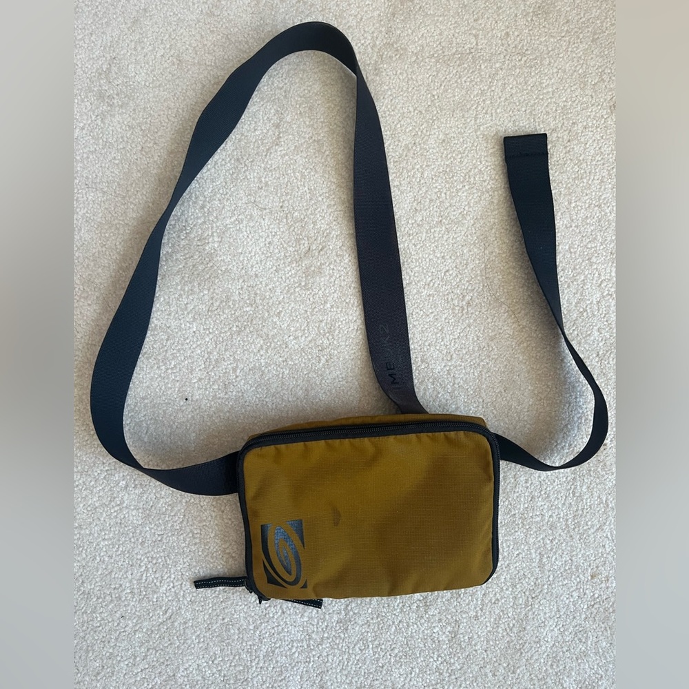 Timbuk2 crossbody bag